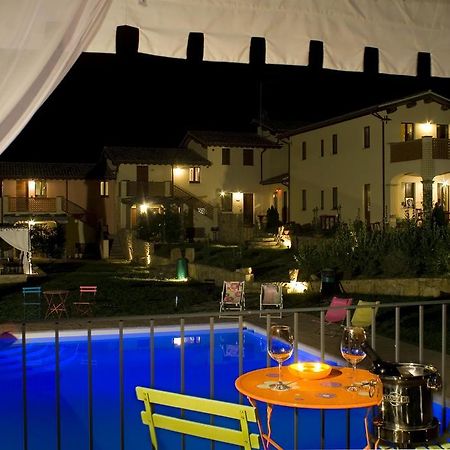 Aparthotel Borgo Le Capannelle Castel Ritaldi Exterior foto